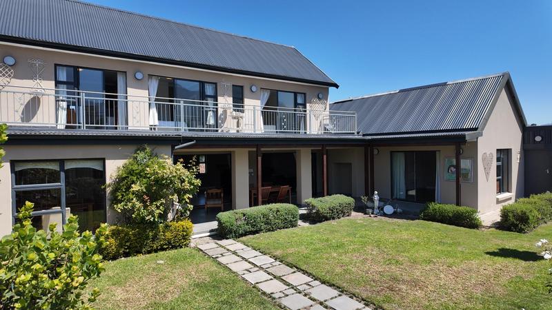 4 Bedroom Property for Sale in Die Bult Western Cape